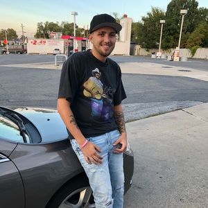 Meet your Posher, Daniel